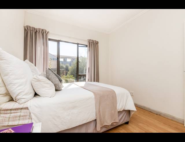 1 BEDROOM APARTMENT FOR SALE IN PAULSHOF